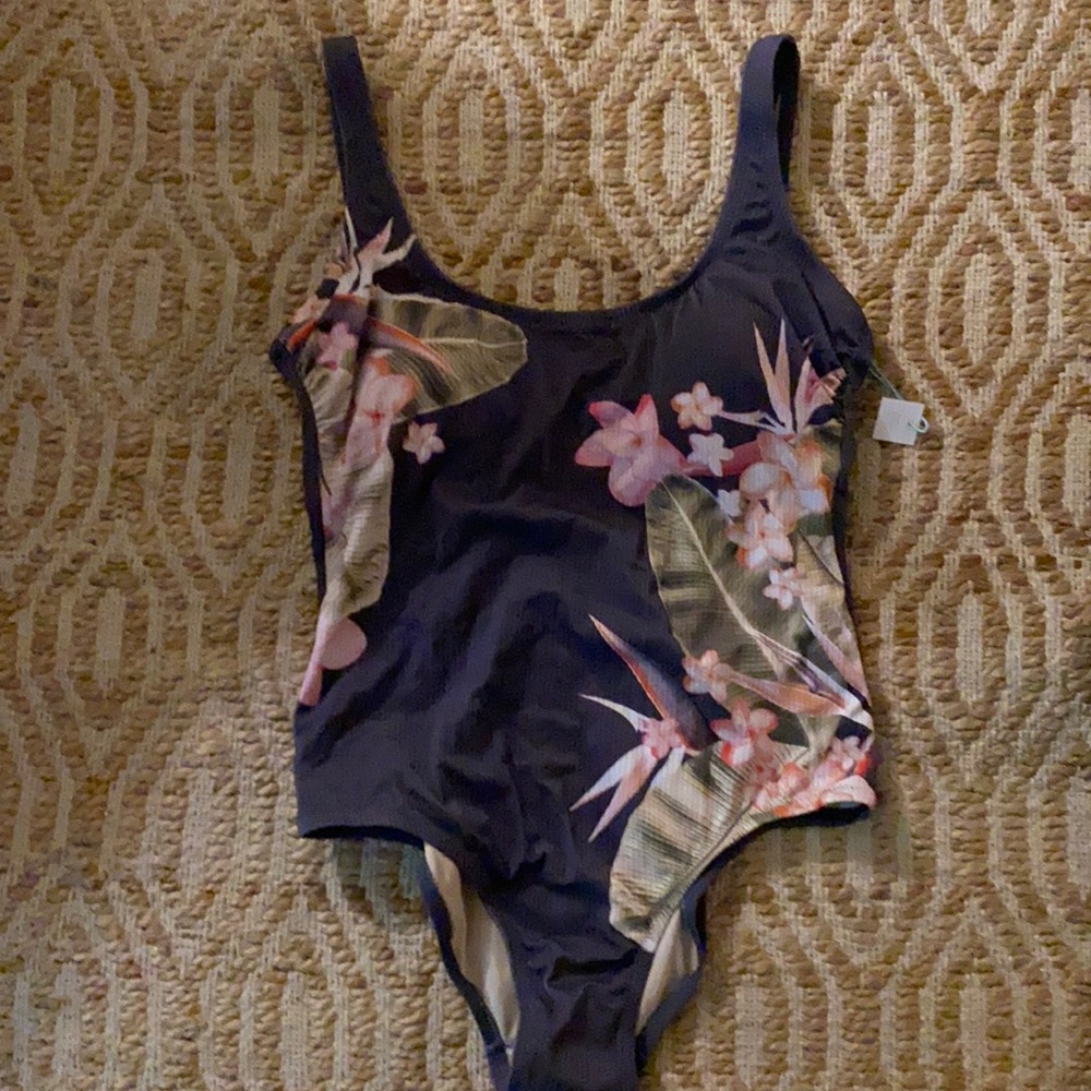 Kona sol bathing suit